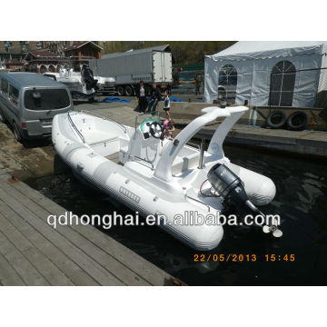 RIB580 bateau gonflable avec moteur hors-bord CE RIB580C